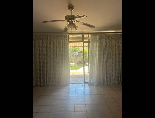 2 BEDROOM DUPLEX FOR SALE IN WOODHAVEN